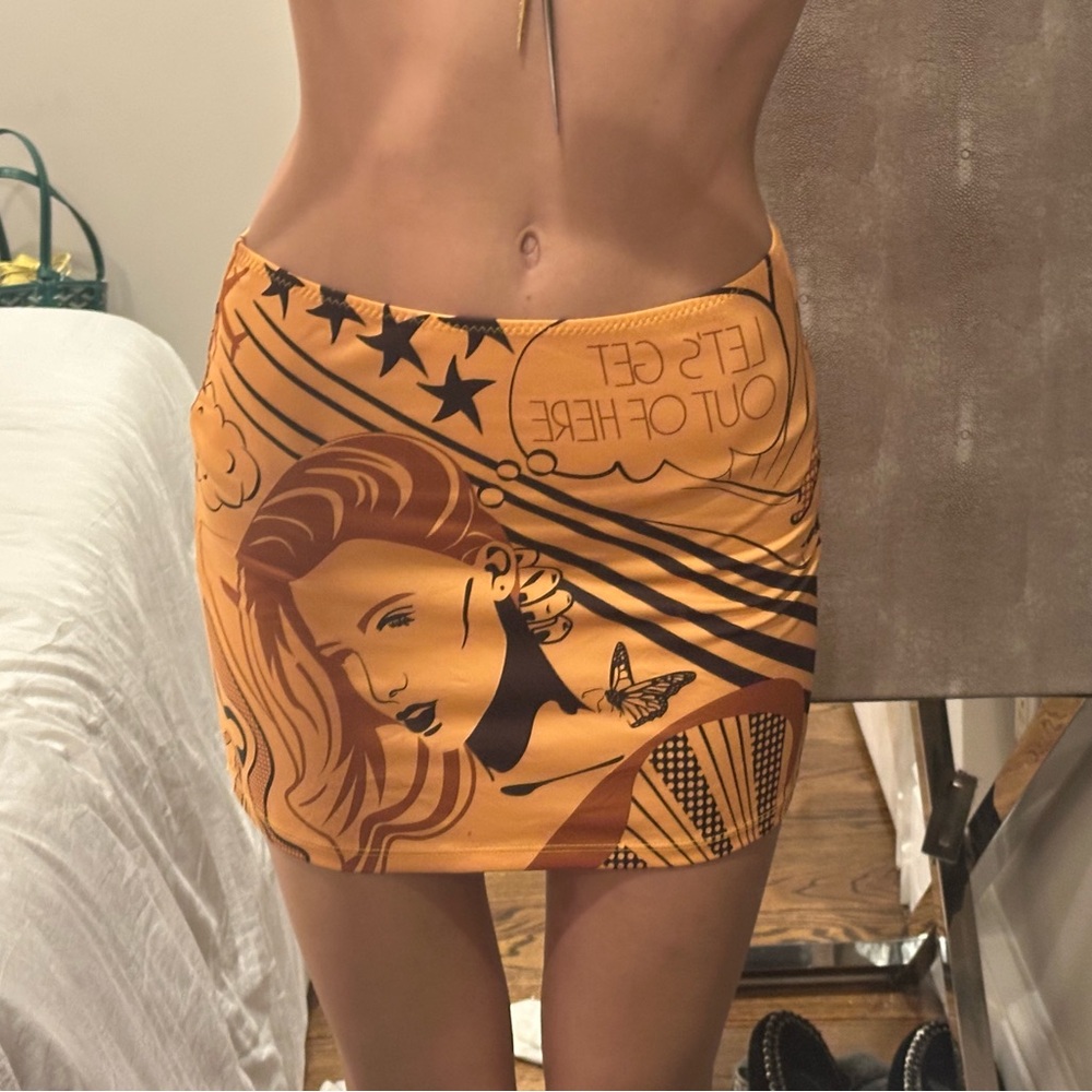 House of Sunny Graphic Print Orange Skirt
